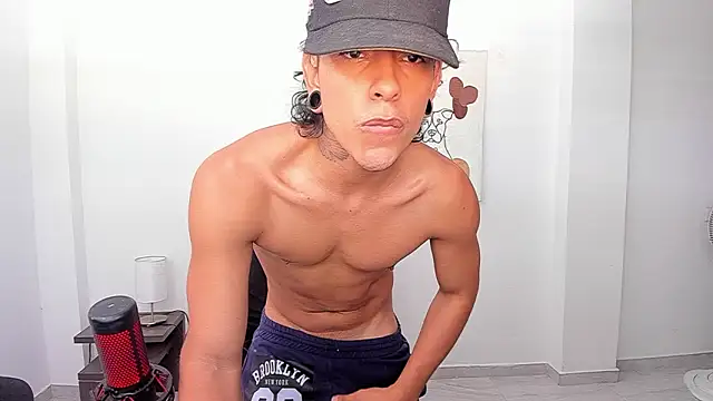 Snapshot of paisa_hotx chatting on February 21, 2026, 6:31 pm paisa hotx online show from February 21, 2026, 6:31 pm