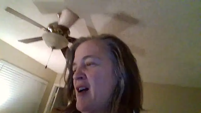 Snapshot of submit2unow1122 chatting on February 9, 2026, 5:55 am submit2unow1122 online show from February 9, 2026, 5:55 am