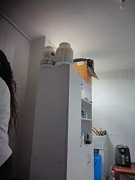 Snapshot of LunaHeat chatting on February 18, 2026, 5:42 pm LunaHeat online show from February 18, 2026, 5:42 pm