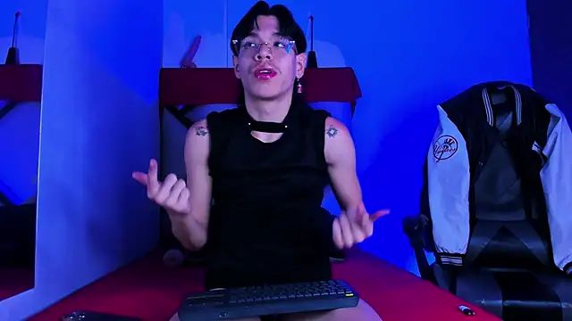 Bennet-Gray online show from February 24, 2026, 4:21 am