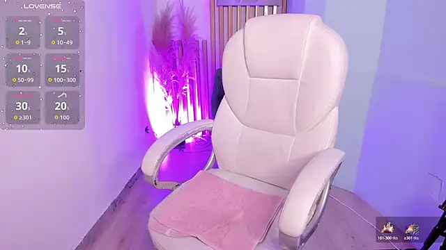 Snapshot of VioletSky1 chatting on February 22, 2026, 6:13 am VioletSky1 online show from February 22, 2026, 6:13 am