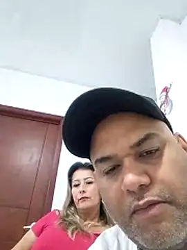 Snapshot of wessAndSandri chatting on February 17, 2026, 8:04 pm wessAndSandri online show from February 17, 2026, 8:04 pm