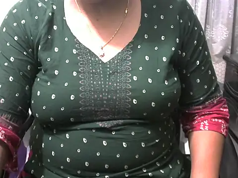 Snapshot of SumaiyaSultana chatting on February 6, 2026, 2:42 pm SumaiyaSultana online show from February 6, 2026, 2:42 pm