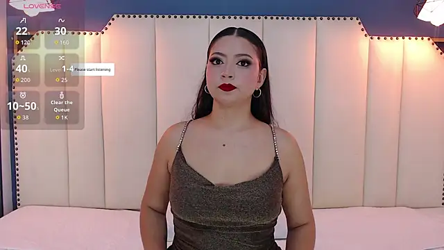 Snapshot of KiaraEverly chatting on February 18, 2026, 12:01 pm KiaraEverly online show from February 18, 2026, 12:01 pm