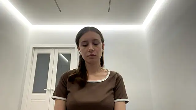 Snapshot of SofiaBlumer chatting on February 9, 2026, 3:16 pm SofiaBlumer online show from February 9, 2026, 3:16 pm