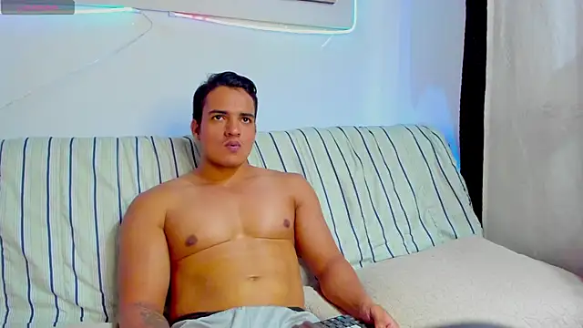 jhon nicolas online show from February 25, 2026, 8:07 pm