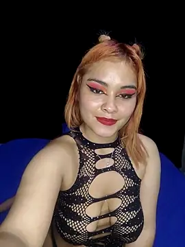 zoe love18 online show from February 11, 2026, 5:01 am