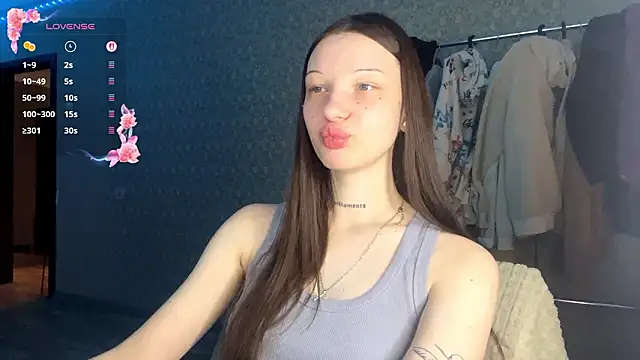 LumPetal online show from March 3, 2026, 3:45 am