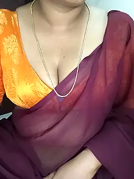 Snapshot of Chinnima143 chatting on February 25, 2026, 2:54 am Chinnima143 online show from February 25, 2026, 2:54 am