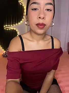 Snapshot of Katty_honey_ chatting on February 23, 2026, 5:16 am Katty honey online show from February 23, 2026, 5:16 am