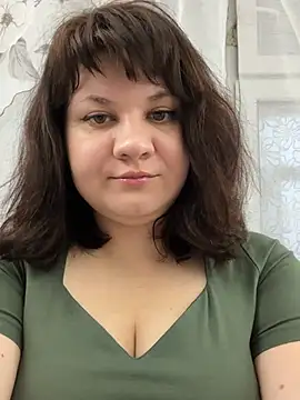 Snapshot of Alice-Nova chatting on March 4, 2026, 3:45 am Alice-Nova online show from March 4, 2026, 3:45 am