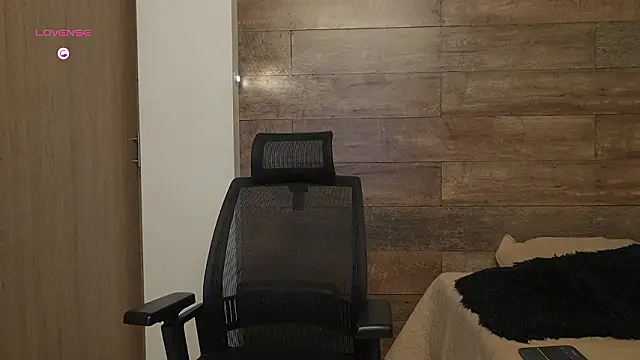 Snapshot of connor_h1 chatting on February 28, 2026, 4:24 am connor h1 online show from February 28, 2026, 4:24 am