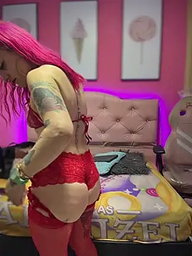 Karolaiin LS online show from February 25, 2026, 9:46 pm