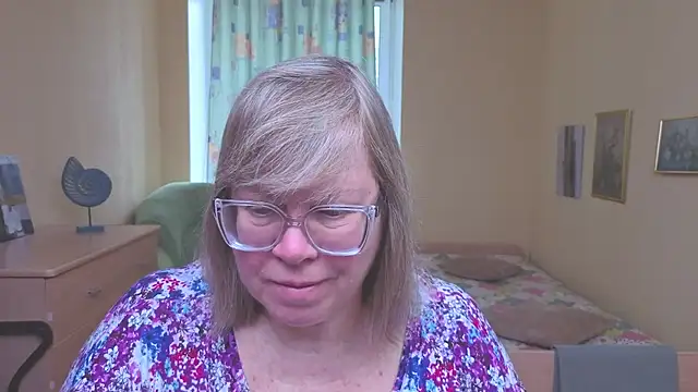 Snapshot of Emma_Eclipsee chatting on February 13, 2026, 8:54 am Emma Eclipsee online show from February 13, 2026, 8:54 am