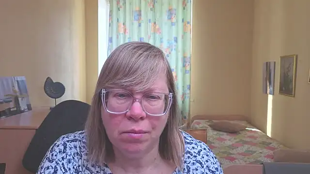 Snapshot of Emma_Eclipsee chatting on February 19, 2026, 8:21 am Emma Eclipsee online show from February 19, 2026, 8:21 am