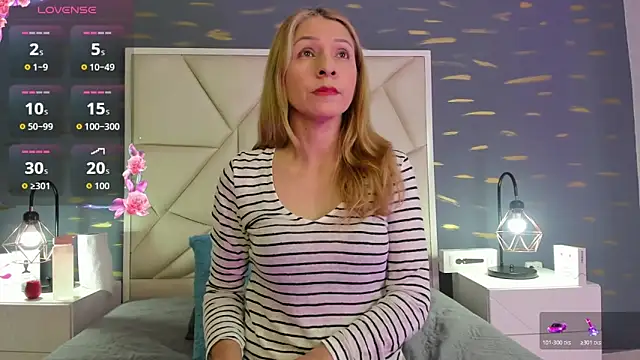 Snapshot of AlexaFoxx_ chatting on February 20, 2026, 6:30 pm AlexaFoxx online show from February 20, 2026, 6:30 pm