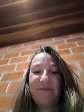 Loirinha surf online show from February 20, 2026, 4:31 am