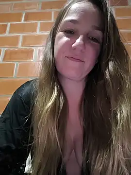 Loirinha surf online show from March 4, 2026, 1:55 am