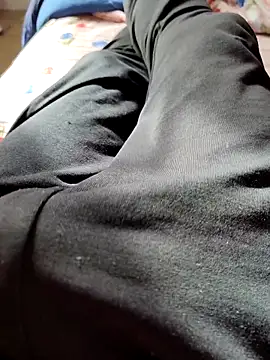 Snapshot of pericolo90 chatting on February 28, 2026, 8:59 am pericolo90 online show from February 28, 2026, 8:59 am