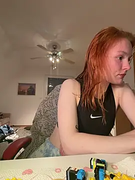 Snapshot of mad_girlygirl chatting on February 20, 2026, 5:46 pm mad girlygirl online show from February 20, 2026, 5:46 pm