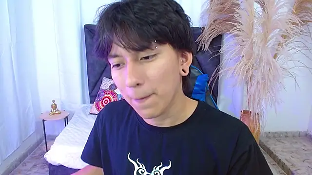 Snapshot of nikoo_18 chatting on February 10, 2026, 1:37 pm nikoo 18 online show from February 10, 2026, 1:37 pm