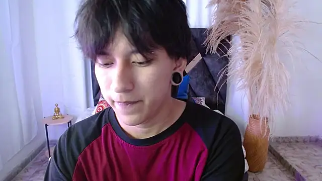 Snapshot of nikoo_18 chatting on February 22, 2026, 1:42 pm nikoo 18 online show from February 22, 2026, 1:42 pm