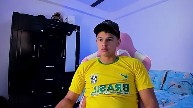 Snapshot of Adrian_Prime_ chatting on February 28, 2026, 6:31 pm Adrian Prime online show from February 28, 2026, 6:31 pm