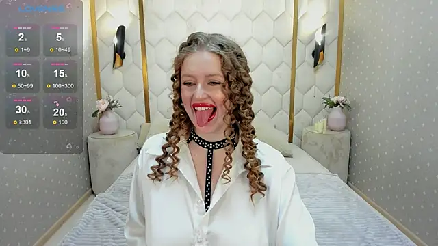 Snapshot of EvelinaBev chatting on February 11, 2026, 8:14 pm EvelinaBev online show from February 11, 2026, 8:14 pm