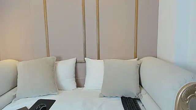 Snapshot of LisaLain chatting on February 28, 2026, 12:17 pm LisaLain online show from February 28, 2026, 12:17 pm