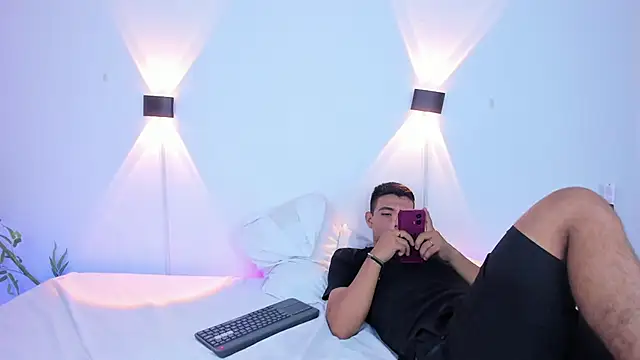 Snapshot of blacke1 chatting on February 25, 2026, 2:21 am blacke1 online show from February 25, 2026, 2:21 am