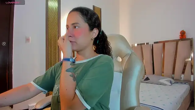 NoaMalak7 online show from March 1, 2026, 8:44 pm