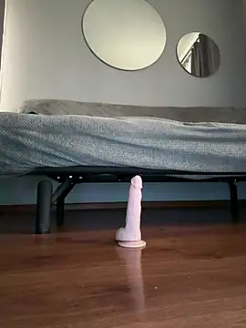 Snapshot of chilhorny chatting on February 17, 2026, 6:32 am chilhorny online show from February 17, 2026, 6:32 am