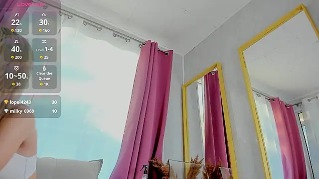 MeganKroft  online show from February 19, 2026, 6:31 am