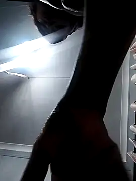 Snapshot of MissConniexxx chatting on February 27, 2026, 2:44 am MissConniexxx online show from February 27, 2026, 2:44 am