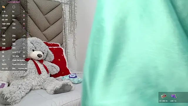 yaazhinii online show from February 25, 2026, 11:42 am