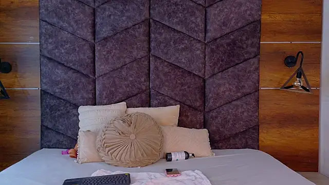 Snapshot of FernandaBrown__ chatting on February 24, 2026, 7:34 pm FernandaBrown online show from February 24, 2026, 7:34 pm