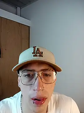 Emmanuel Lust online show from February 20, 2026, 12:16 pm