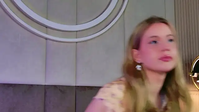 Beckie White online show from February 24, 2026, 8:40 pm