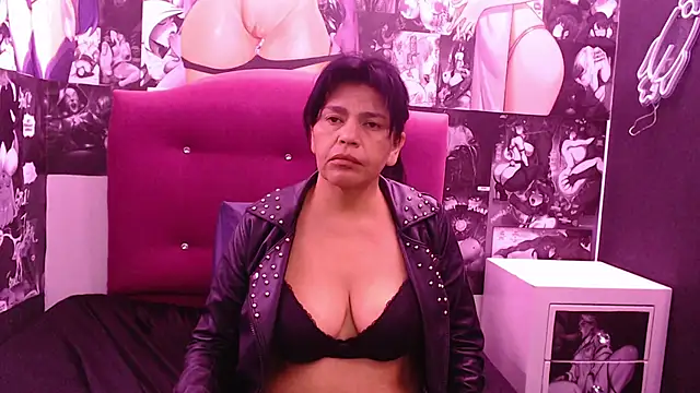 Snapshot of jennifer_0717 chatting on February 15, 2026, 6:59 pm jennifer 0717 online show from February 15, 2026, 6:59 pm