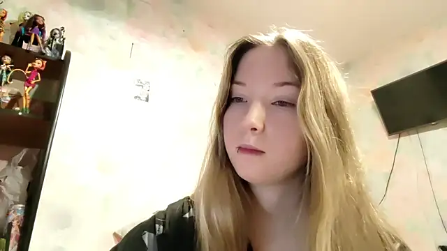 Snapshot of TiaBIanks chatting on February 14, 2026, 1:46 am TiaBIanks online show from February 14, 2026, 1:46 am