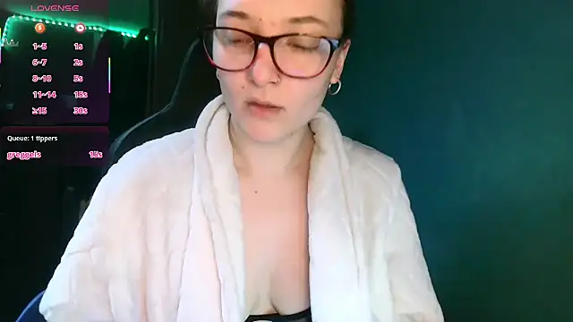 Snapshot of JadeAlexis403 chatting on February 20, 2026, 7:43 am JadeAlexis403 online show from February 20, 2026, 7:43 am