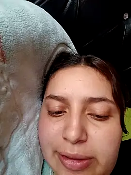 Snapshot of MajoArias chatting on February 25, 2026, 7:34 pm MajoArias online show from February 25, 2026, 7:34 pm