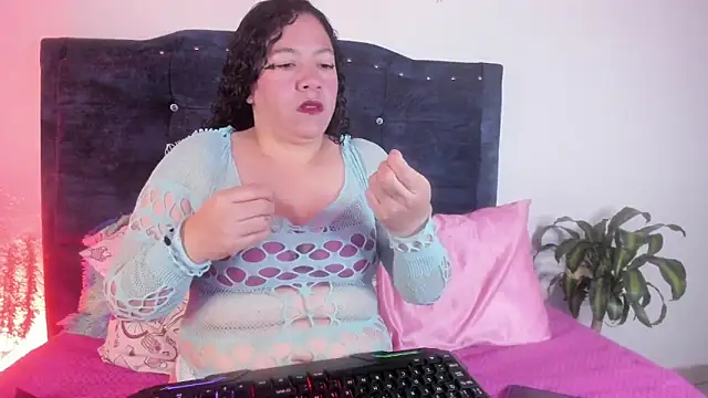 sexy diablaa online show from February 23, 2026, 1:19 pm