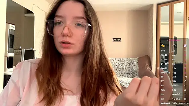 Snapshot of LakendraNoren chatting on February 17, 2026, 7:05 am LakendraNoren online show from February 17, 2026, 7:05 am