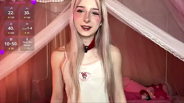 Snapshot of EvaQT chatting on February 22, 2026, 7:51 am EvaQT online show from February 22, 2026, 7:51 am