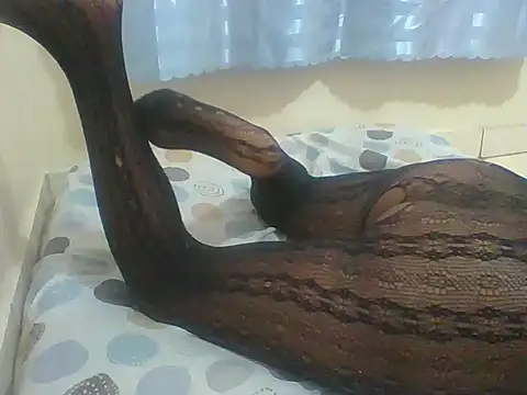 Snapshot of Latin_toes chatting on February 22, 2026, 9:30 am Latin toes online show from February 22, 2026, 9:30 am