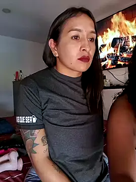 Snapshot of Paola_andrade chatting on February 17, 2026, 2:02 pm Paola andrade online show from February 17, 2026, 2:02 pm