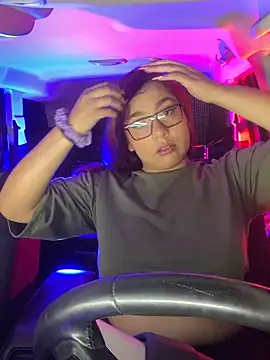 Wen 01 online show from February 22, 2026, 11:53 am