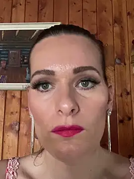 Snapshot of Midnight_Munch chatting on February 28, 2026, 3:02 pm Midnight Munch online show from February 28, 2026, 3:02 pm