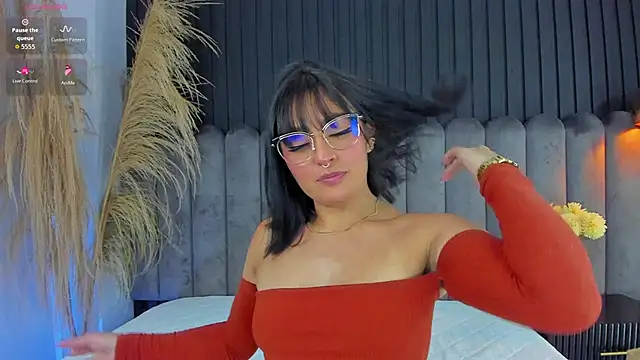 Snapshot of Nanda_vixen_ chatting on February 8, 2026, 9:29 pm Nanda vixen online show from February 8, 2026, 9:29 pm